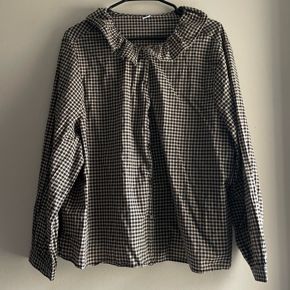 Women’s Old Navy Plaid Ruffle Shirt - Picture 3 of 13